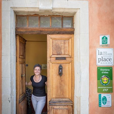 Des Lits Sur La Place Hérépian Eksteriør billede